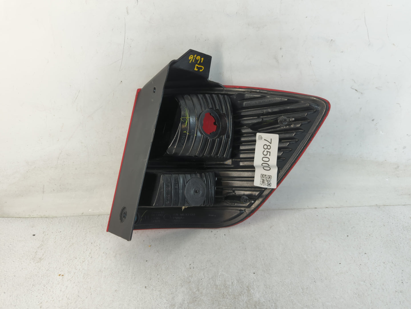 2017 Dodge Journey Tail Light Assembly Driver Left OEM P/N:05116291AH Fits OEM Used Auto Parts - Oemusedautoparts1.com