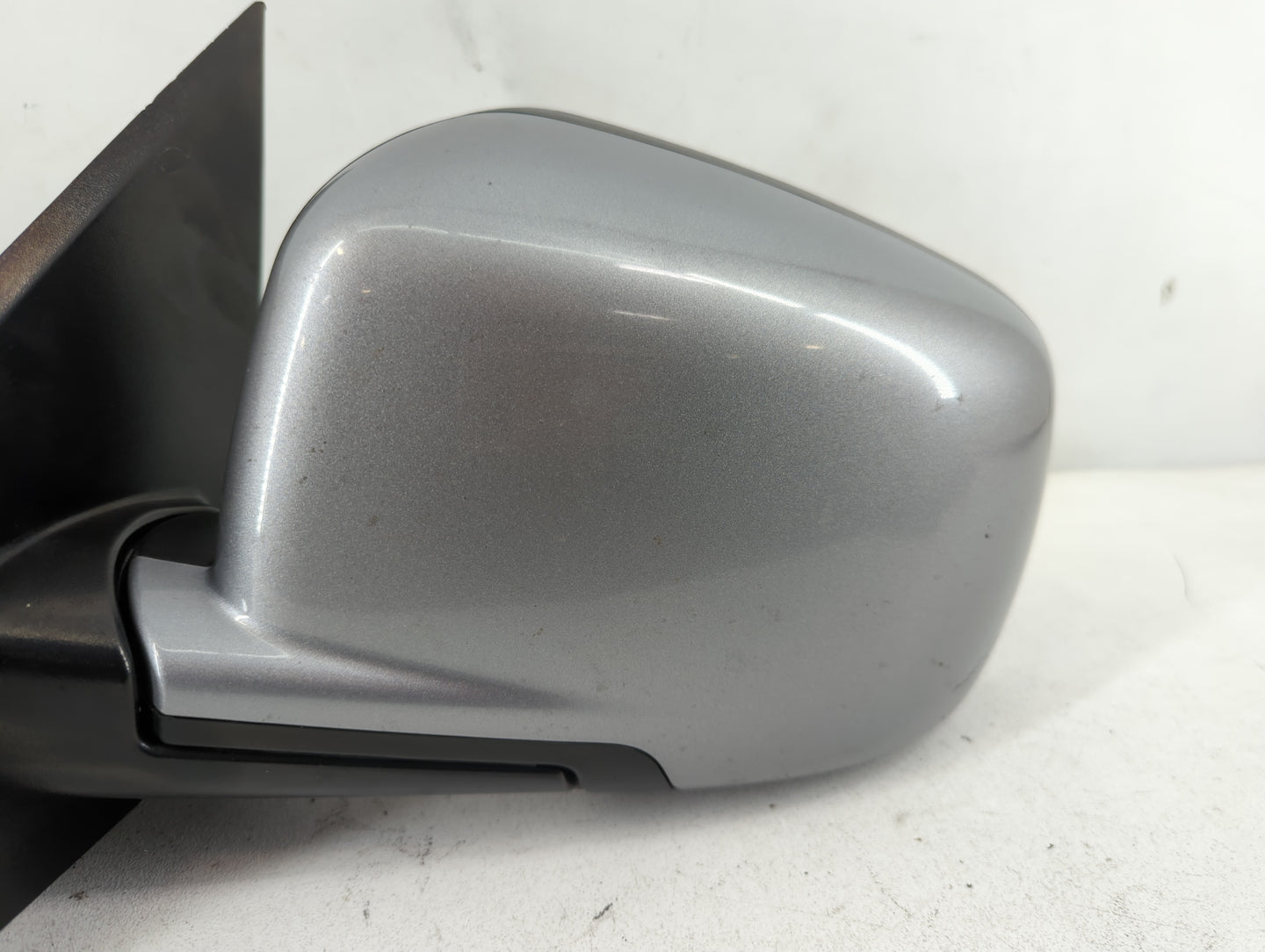 2017 Dodge Journey Driver Side View Mirror - Left Door Mirror OEM Used - Oemusedautoparts1.com