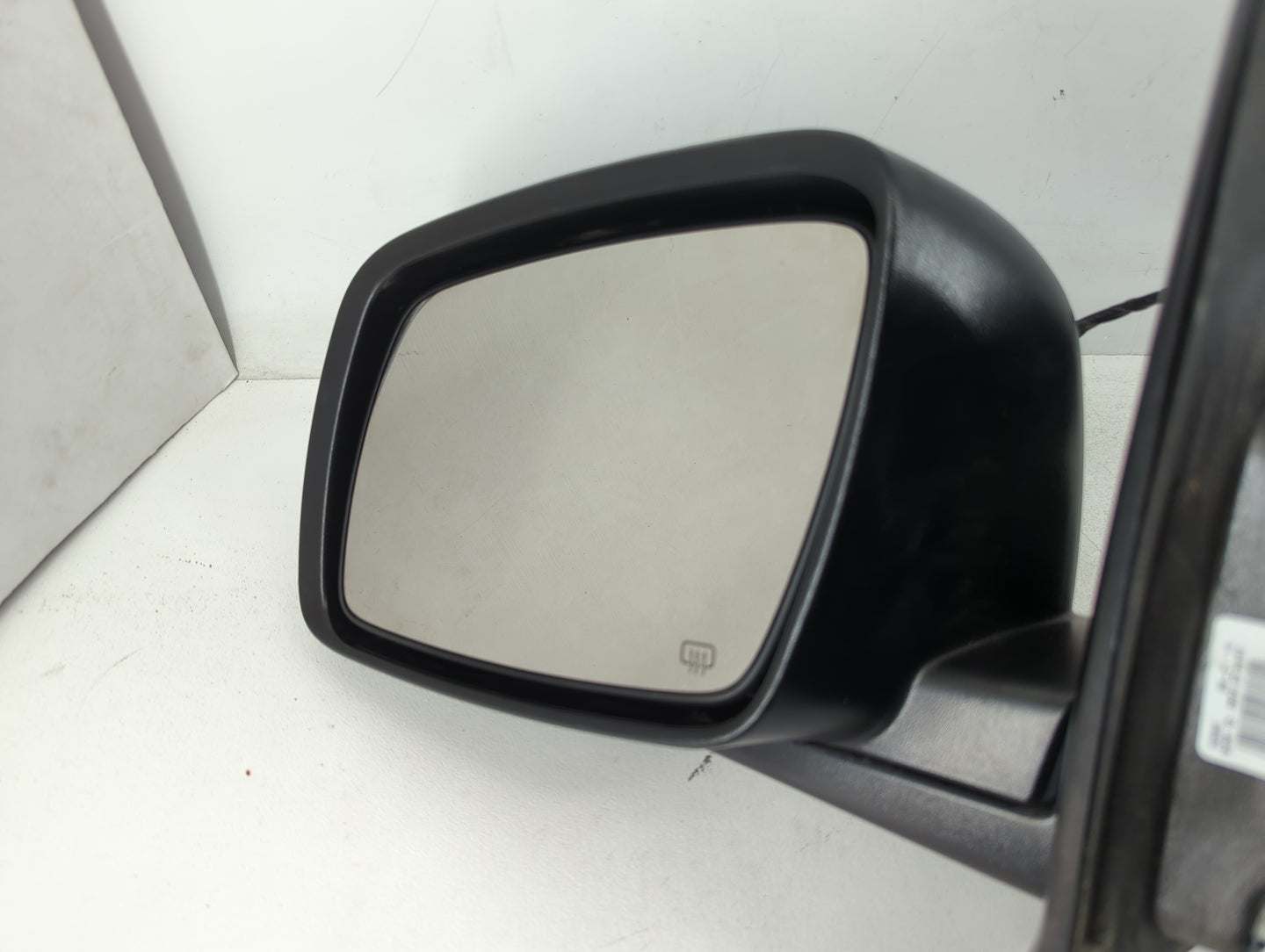 2017 Dodge Journey Driver Side View Mirror - Left Door Mirror OEM Used - Oemusedautoparts1.com