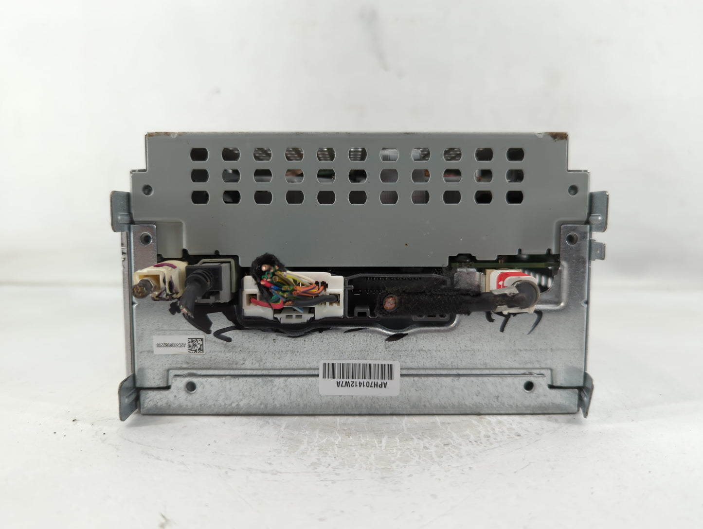 2018-2020 Dodge Journey Radio AM FM Cd Player Receiver Replacement P/N:P68209666AE Fits Fits 2018 2019 2020 OEM Used Auto Pa