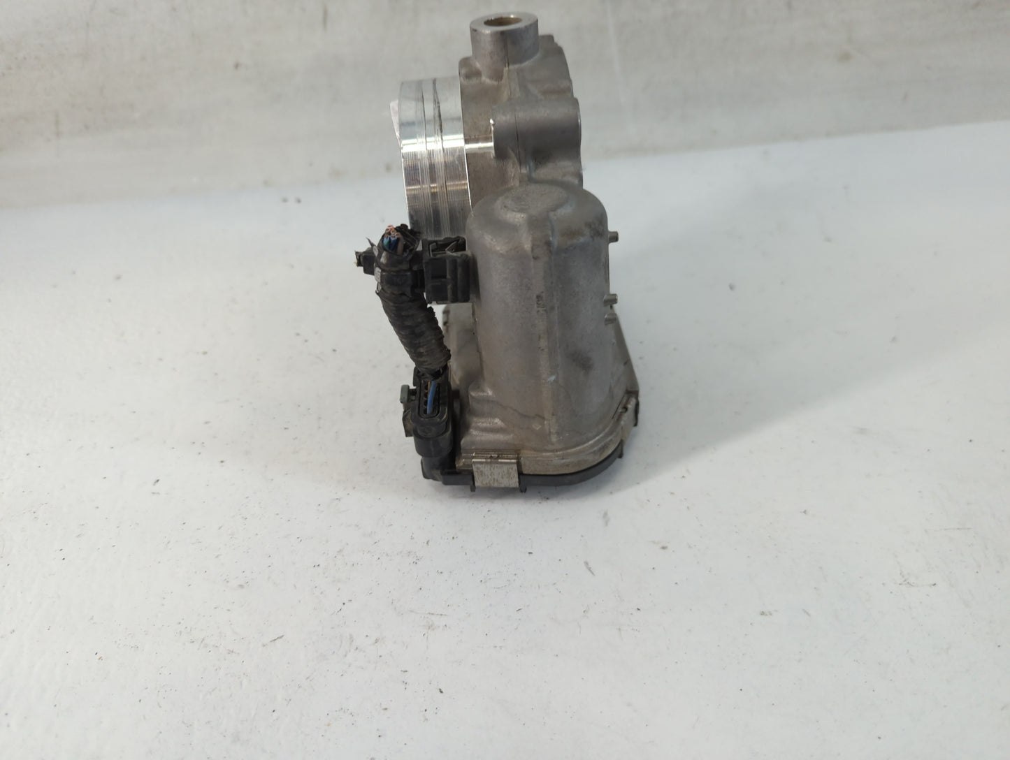 2011-2019 Dodge Journey Throttle Body P/N:0 280 750 570 05184349AC Fits OEM Used Auto Parts - Oemusedautoparts1.com