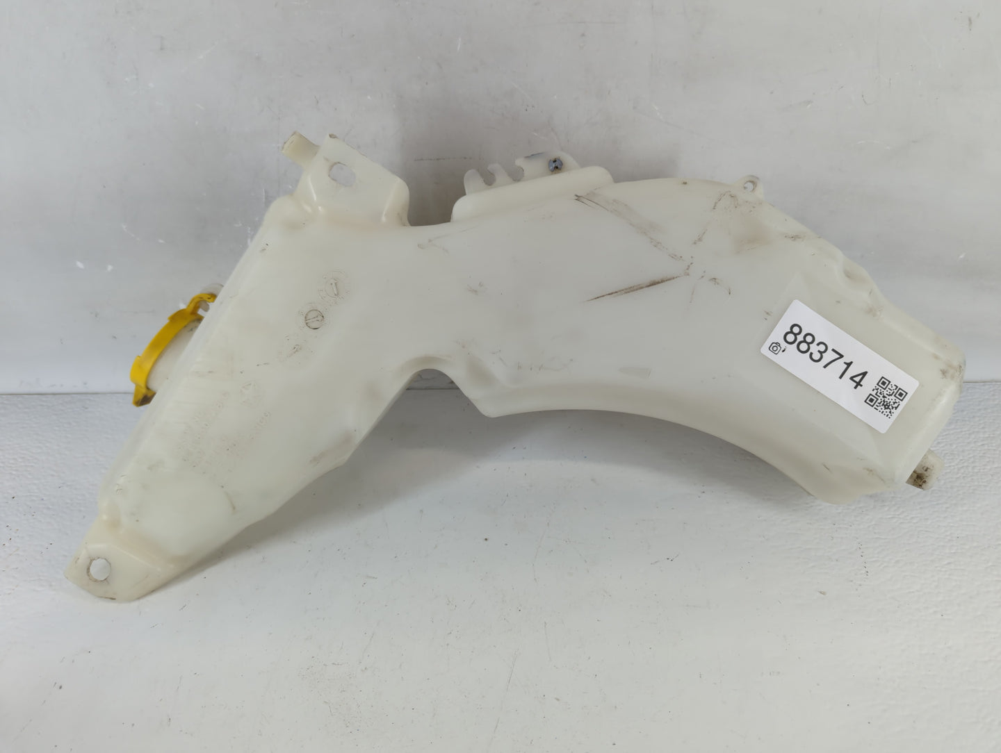 2017 Dodge Journey Windshield Washer Fluid Reservoir Bottle Oem - Oemusedautoparts1.com