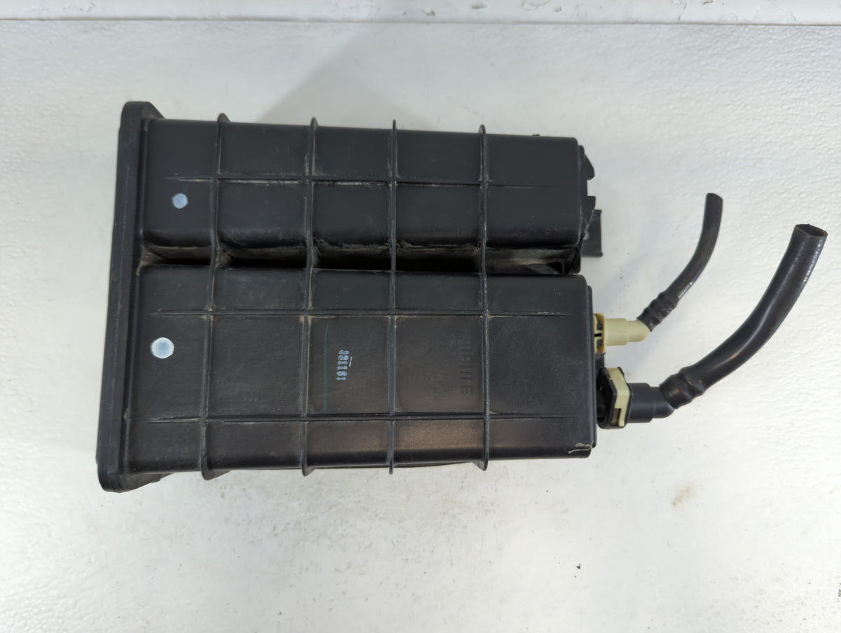 2017 Dodge Journey Fuel Vapor Charcoal Canister 915966 - Oemusedautoparts1.com