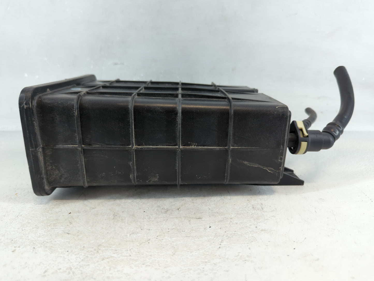 2017 Dodge Journey Fuel Vapor Charcoal Canister 915966 - Oemusedautoparts1.com