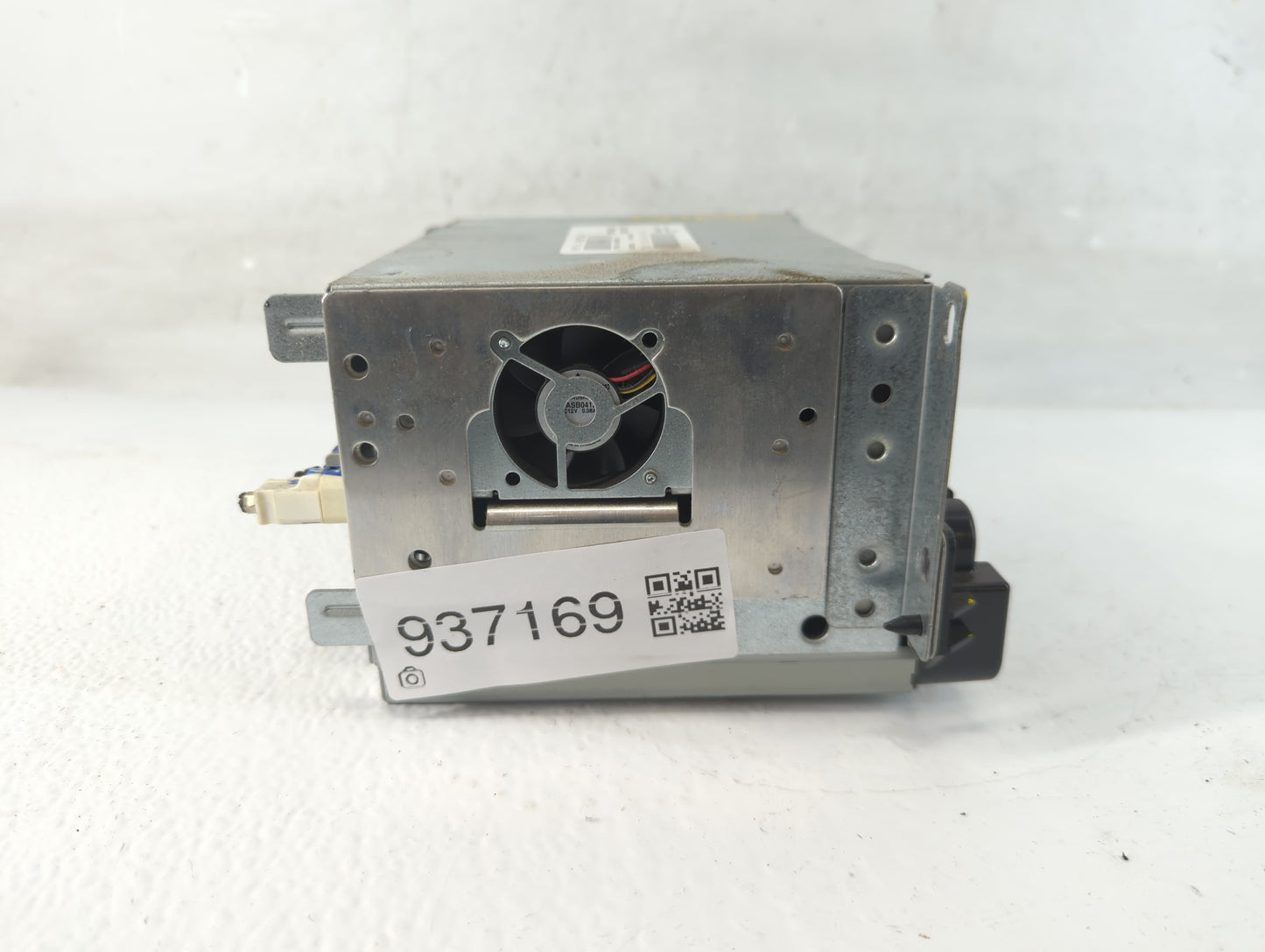 2017 Dodge Journey Radio AM FM Cd Player Receiver Replacement P/N:P68209665AE Fits OEM Used Auto Parts - Oemusedautoparts1.c