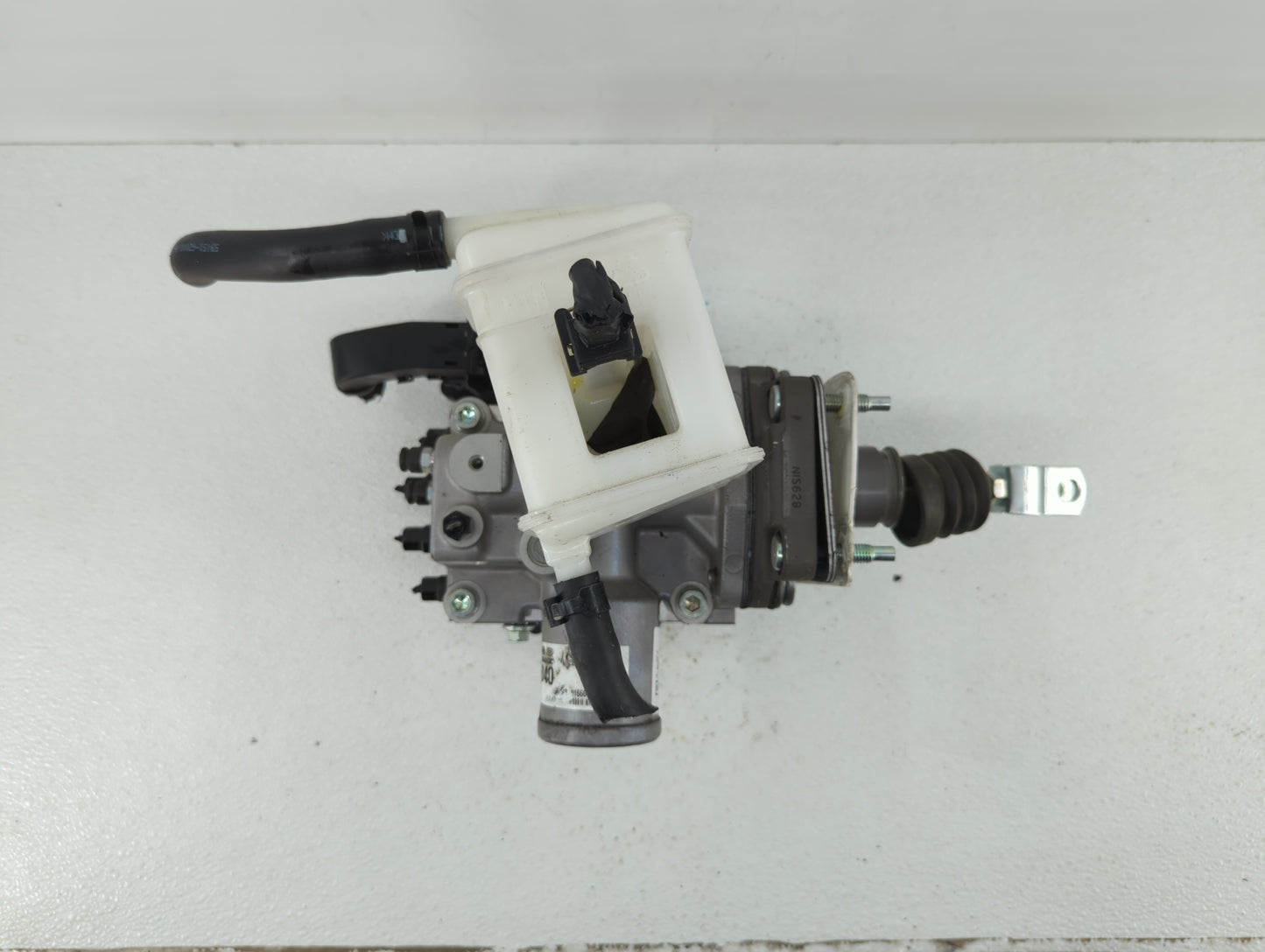 2017 Dodge Nitro Power Brake Booster Assy - Oemusedautoparts1.com