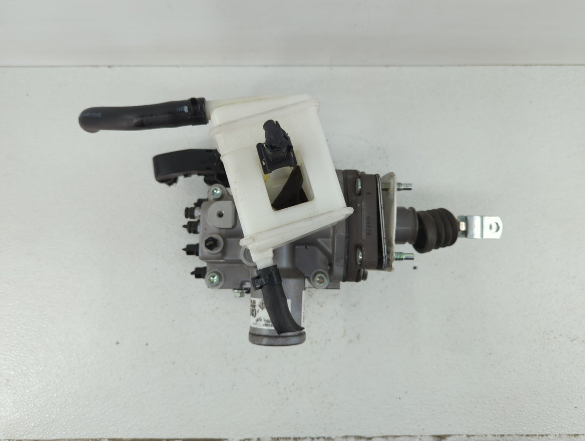 2017 Dodge Nitro Power Brake Booster Assy - Oemusedautoparts1.com