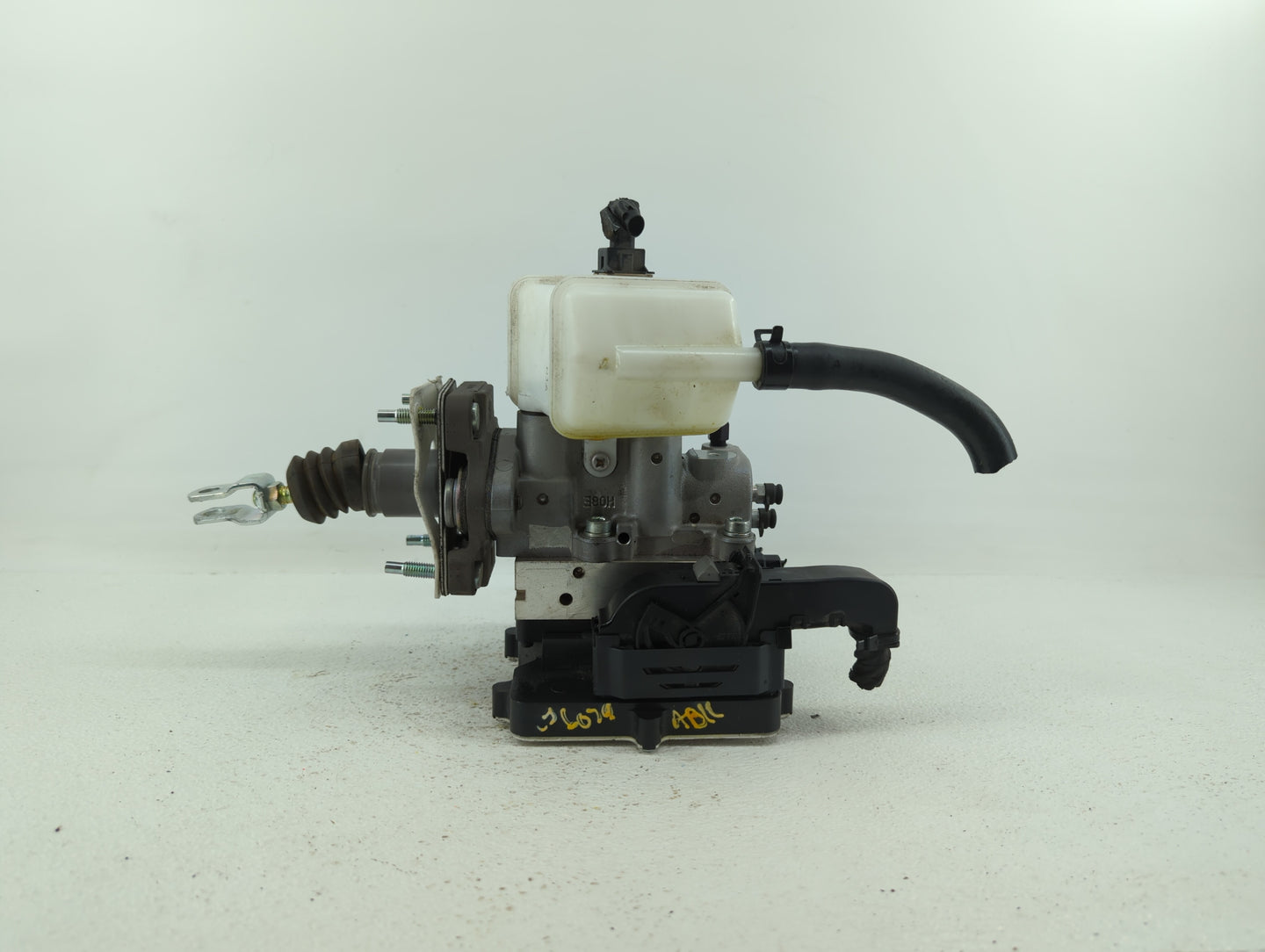 2017 Dodge Nitro Power Brake Booster Assy - Oemusedautoparts1.com