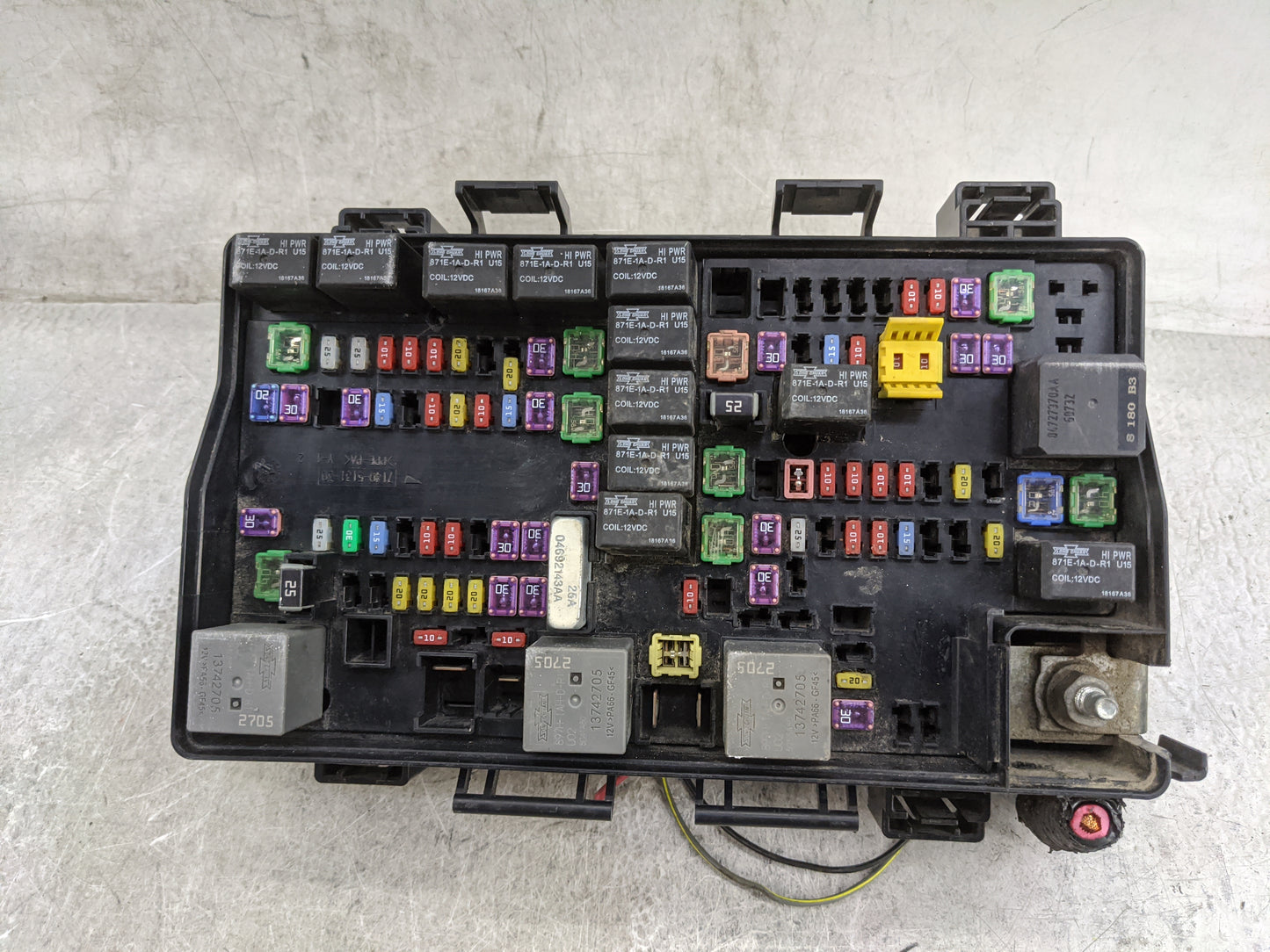 2017 Dodge Ram Fusebox Fuse Box Relay Module Tipm P68322377ad - Oemusedautoparts1.com
