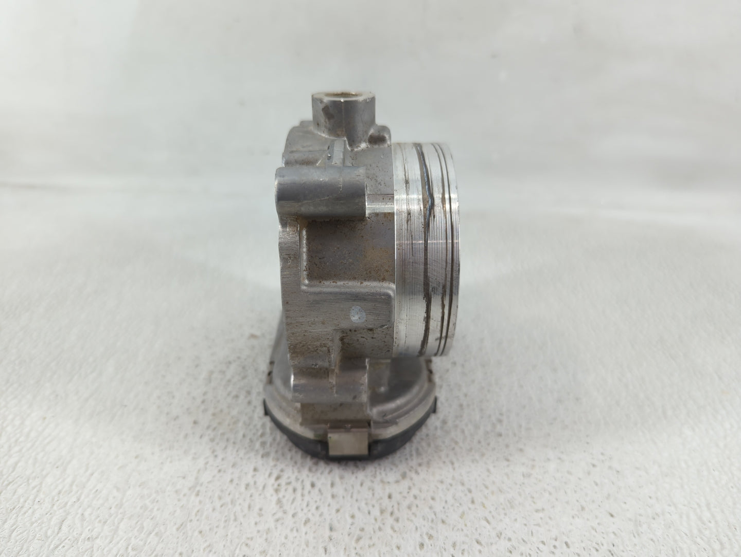 2017 Dodge Ram 1500 Throttle Body P/N:05184349AC Fits Fits 2011 2012 2013 2014 2015 2016 2018 2019 2020 2021 2022 OEM Used A