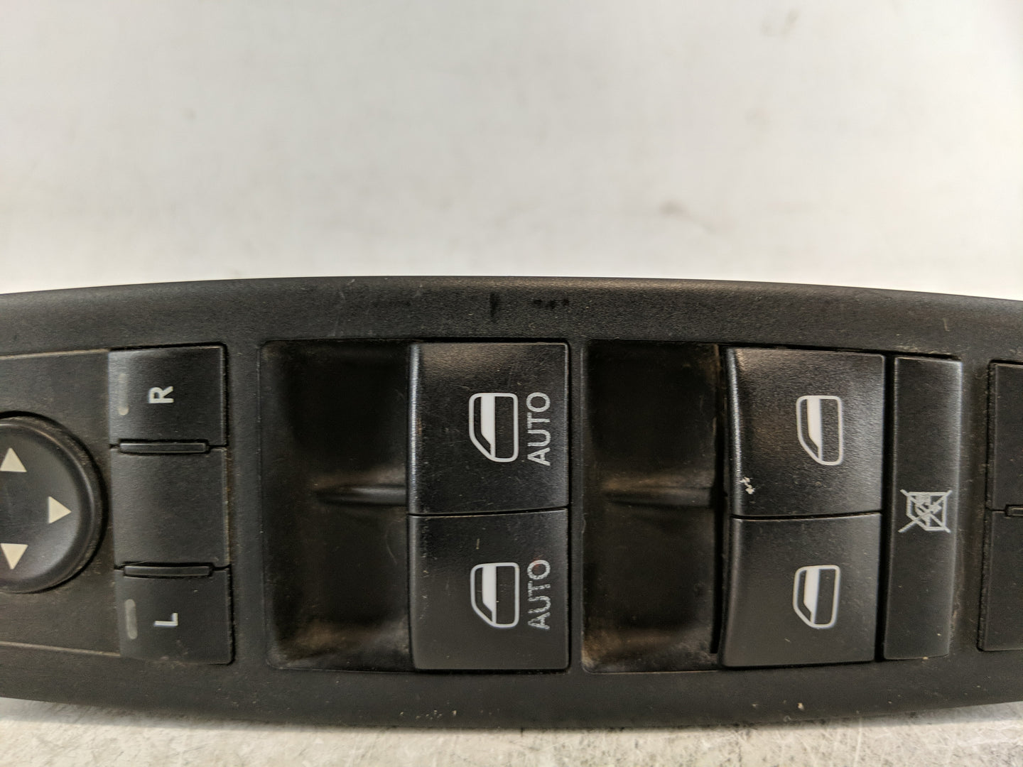 2017 Dodge Ram 1500 Master Power Window Switch Replacement Driver Side Left P/N:56046823AE Fits Fits 2016 2018 2019 2020 202