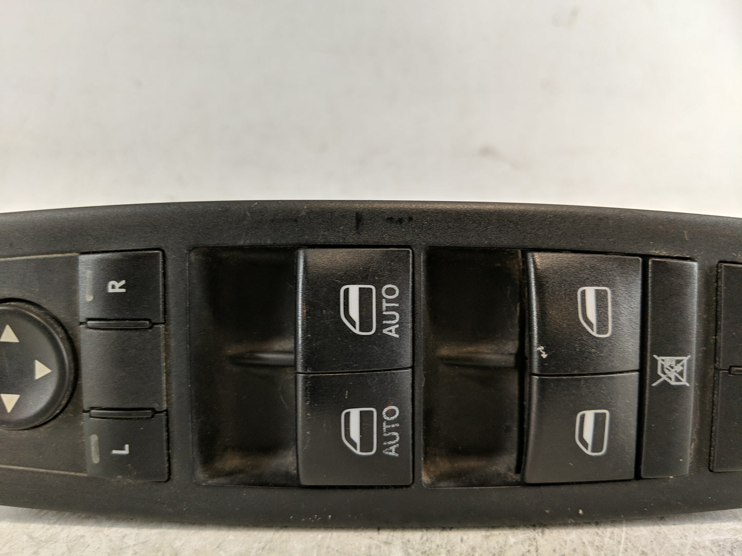 2017 Dodge Ram 1500 Master Power Window Switch Replacement Driver Side Left P/N:56046823AE Fits Fits 2016 2018 2019 2020 202