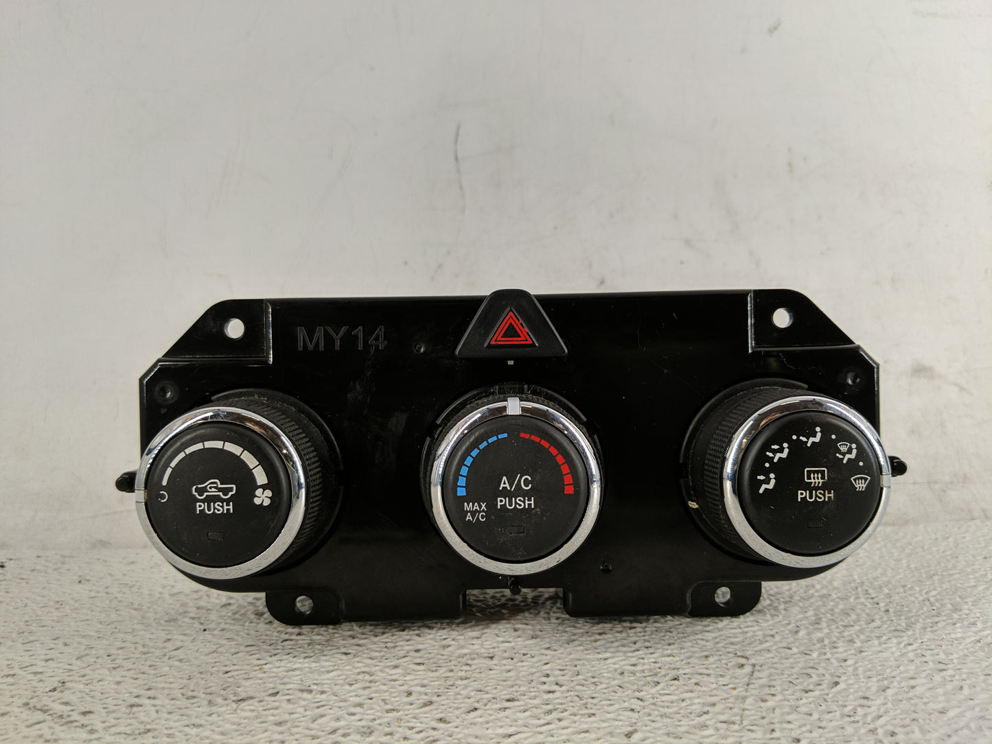 2017 Dodge Ram 1500 Climate Control Module Temperature AC/Heater Replacement P/N:P68268191AA Fits OEM Used Auto Parts - Oemu