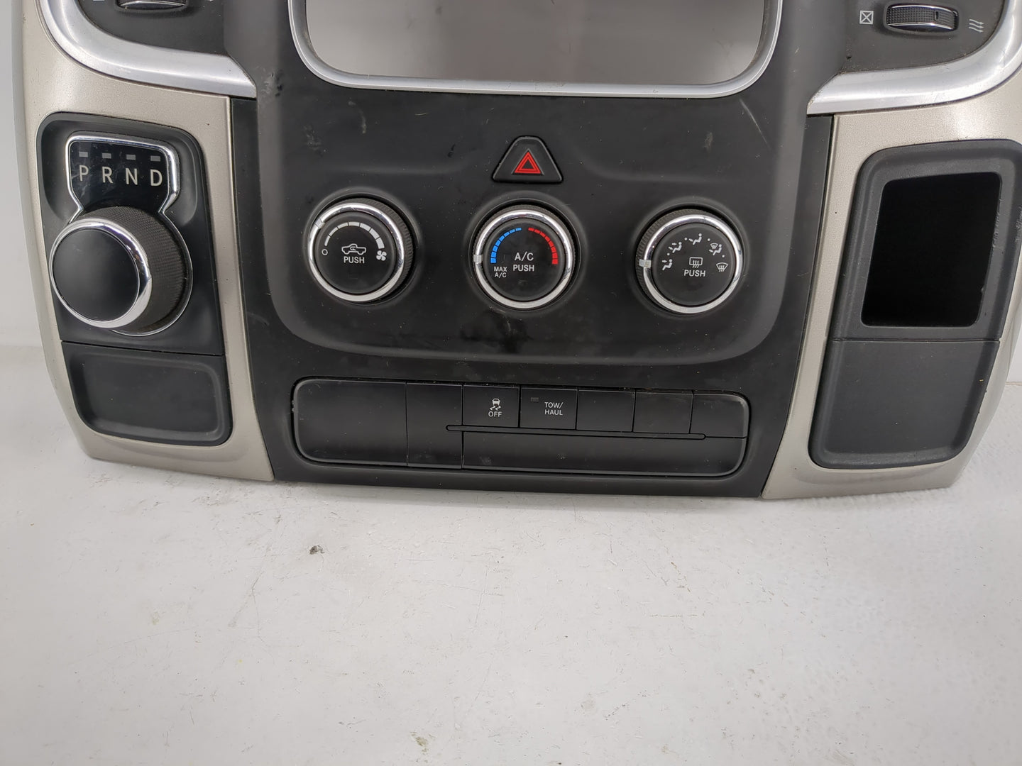 2017 Dodge Ram 1500 Climate Control Module Temperature AC/Heater Replacement P/N:P68268190AA Fits OEM Used Auto Parts - Oemu
