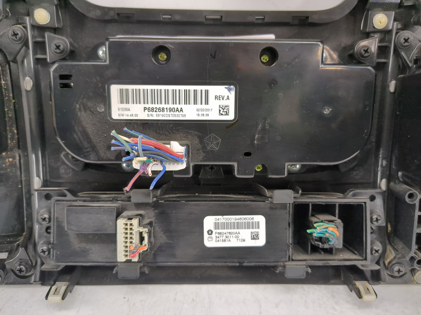 2017 Dodge Ram 1500 Climate Control Module Temperature AC/Heater Replacement P/N:P68268190AA Fits OEM Used Auto Parts - Oemu