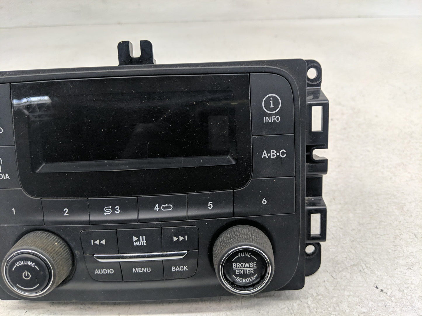 2017 Dodge Ram 1500 Radio AM FM Cd Player Receiver Replacement P/N:P68271374AA Fits OEM Used Auto Parts - Oemusedautoparts1.