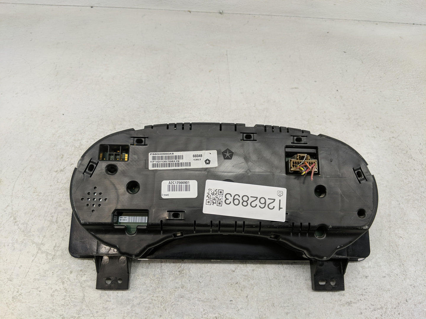 2017 Dodge Ram 1500 Instrument Cluster Speedometer Gauges P/N:P68340660AB Fits OEM Used Auto Parts - Oemusedautoparts1.com