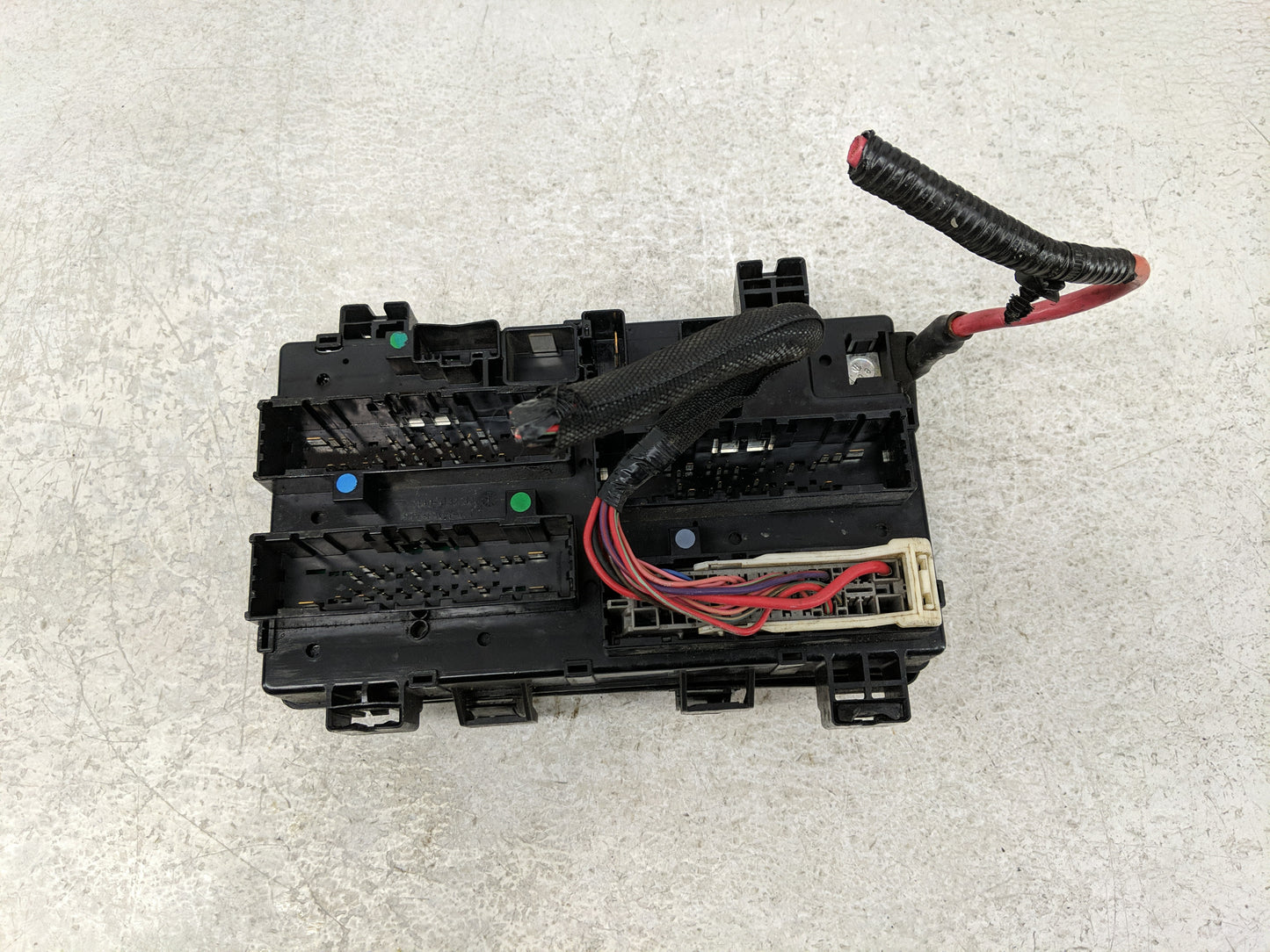 2017 Dodge Ram 1500 Fusebox Fuse Box Panel Relay Module P/N:P68322371AA Fits OEM Used Auto Parts - Oemusedautoparts1.com