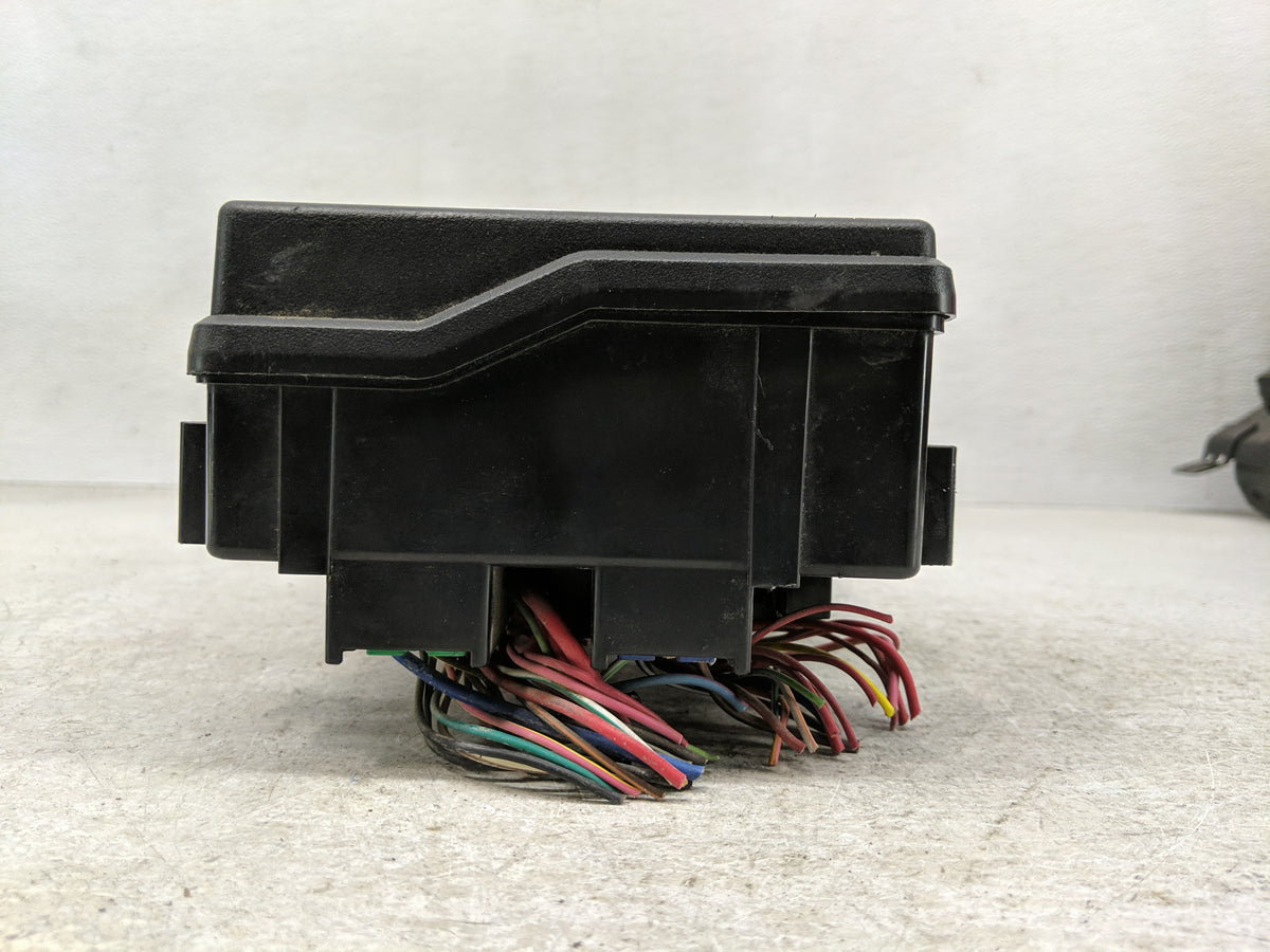 2017 Dodge Ram 1500 Fusebox Fuse Box Panel Relay Module P/N:P68322371AA Fits OEM Used Auto Parts - Oemusedautoparts1.com