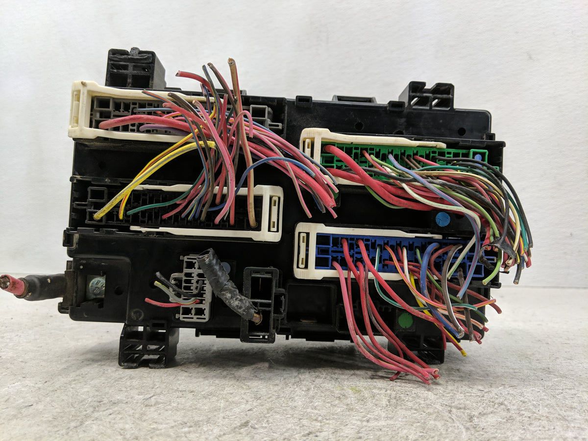 2017 Dodge Ram 1500 Fusebox Fuse Box Panel Relay Module P/N:P68322371AA Fits OEM Used Auto Parts - Oemusedautoparts1.com