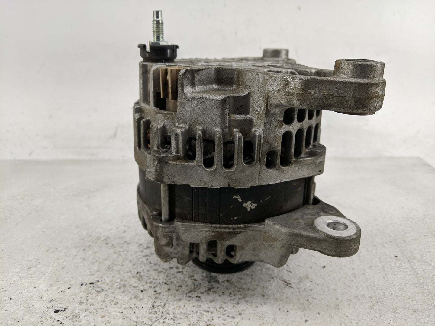 2017 Dodge Ram 1500 Alternator Replacement Generator Charging Assembly Engine OEM P/N:A002TX5691ZC 56029764AA Fits OEM Used 