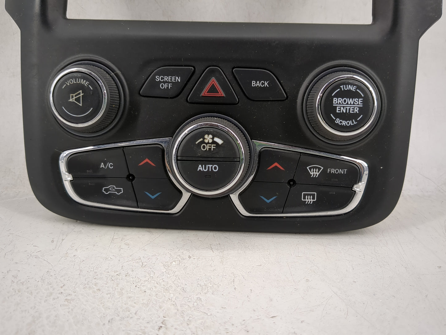 2017 Dodge Ram 1500 Climate Control Module Temperature AC/Heater Replacement P/N:1UJ97DX9AJ Fits OEM Used Auto Parts - Oemus