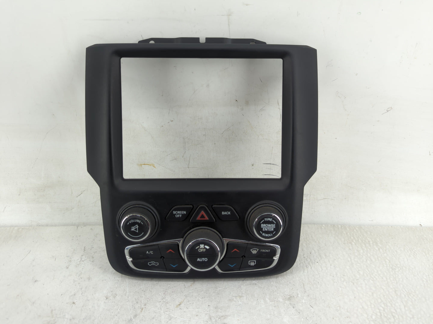 2017 Dodge Ram 1500 Climate Control Module Temperature AC/Heater Replacement P/N:16565101 1UJ97DX9AJ Fits OEM Used Auto Part