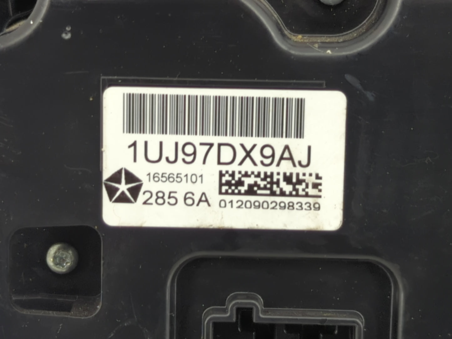 2017 Dodge Ram 1500 Climate Control Module Temperature AC/Heater Replacement P/N:16565101 1UJ97DX9AJ Fits OEM Used Auto Part