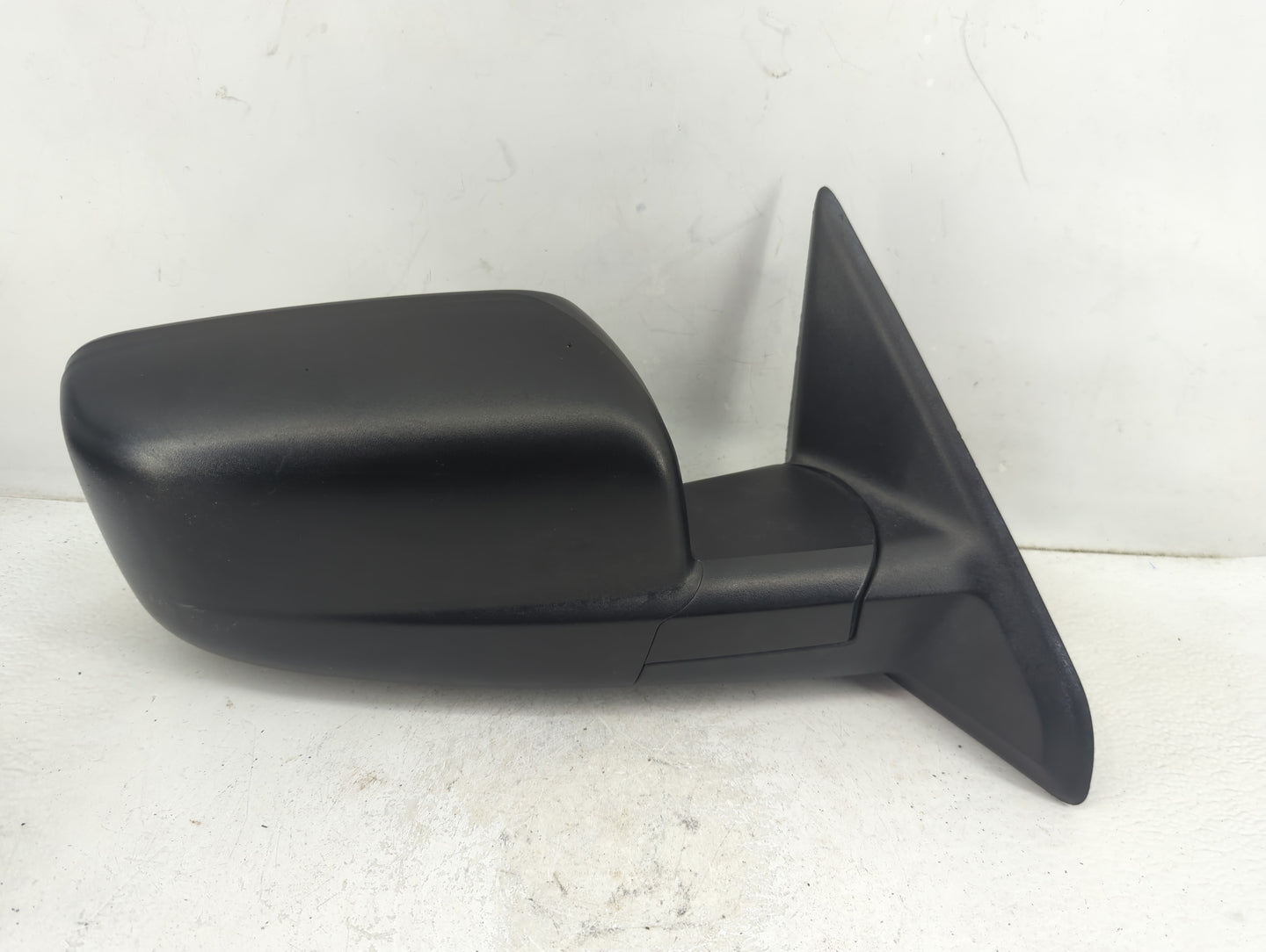 2017 Dodge Ram 1500 Passenger Side View Mirror - Right Door Mirror OEM Used - Oemusedautoparts1.com