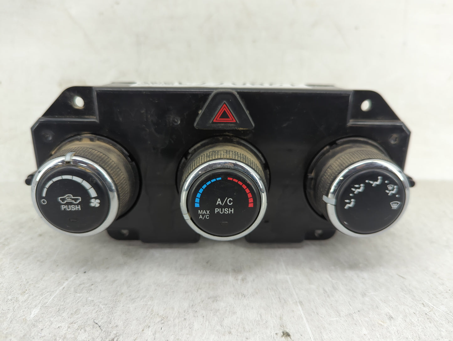 2017 Dodge Ram 1500 Climate Control Module Temperature AC/Heater Replacement P/N:68268191AA Fits OEM Used Auto Parts - Oemus