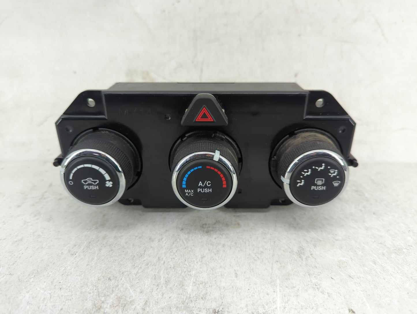 2017 Dodge Ram 1500 Climate Control Module Temperature AC/Heater Replacement P/N:P68268190AA Fits OEM Used Auto Parts - Oemu