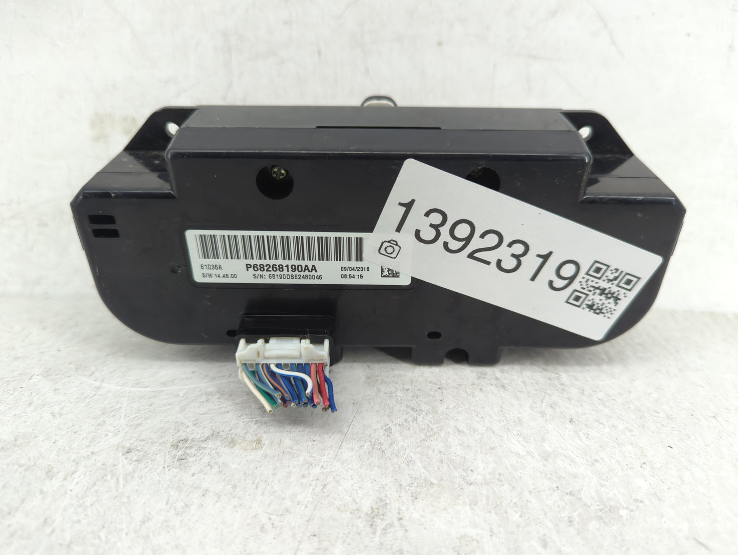 2017 Dodge Ram 1500 Climate Control Module Temperature AC/Heater Replacement P/N:P68268190AA Fits OEM Used Auto Parts - Oemu