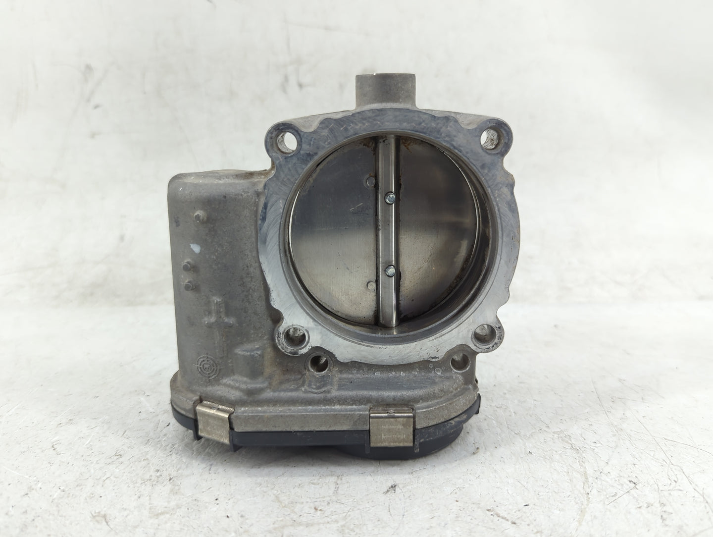 2017 Dodge Ram 1500 Throttle Body P/N:05184349AC Fits Fits 2011 2012 2013 2014 2015 2016 2018 2019 2020 2021 2022 OEM Used A