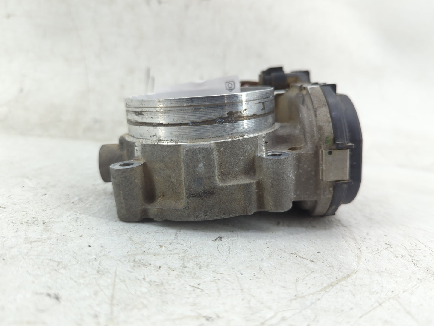 2017 Dodge Ram 1500 Throttle Body P/N:05184349AC Fits Fits 2011 2012 2013 2014 2015 2016 2018 2019 2020 2021 2022 OEM Used A
