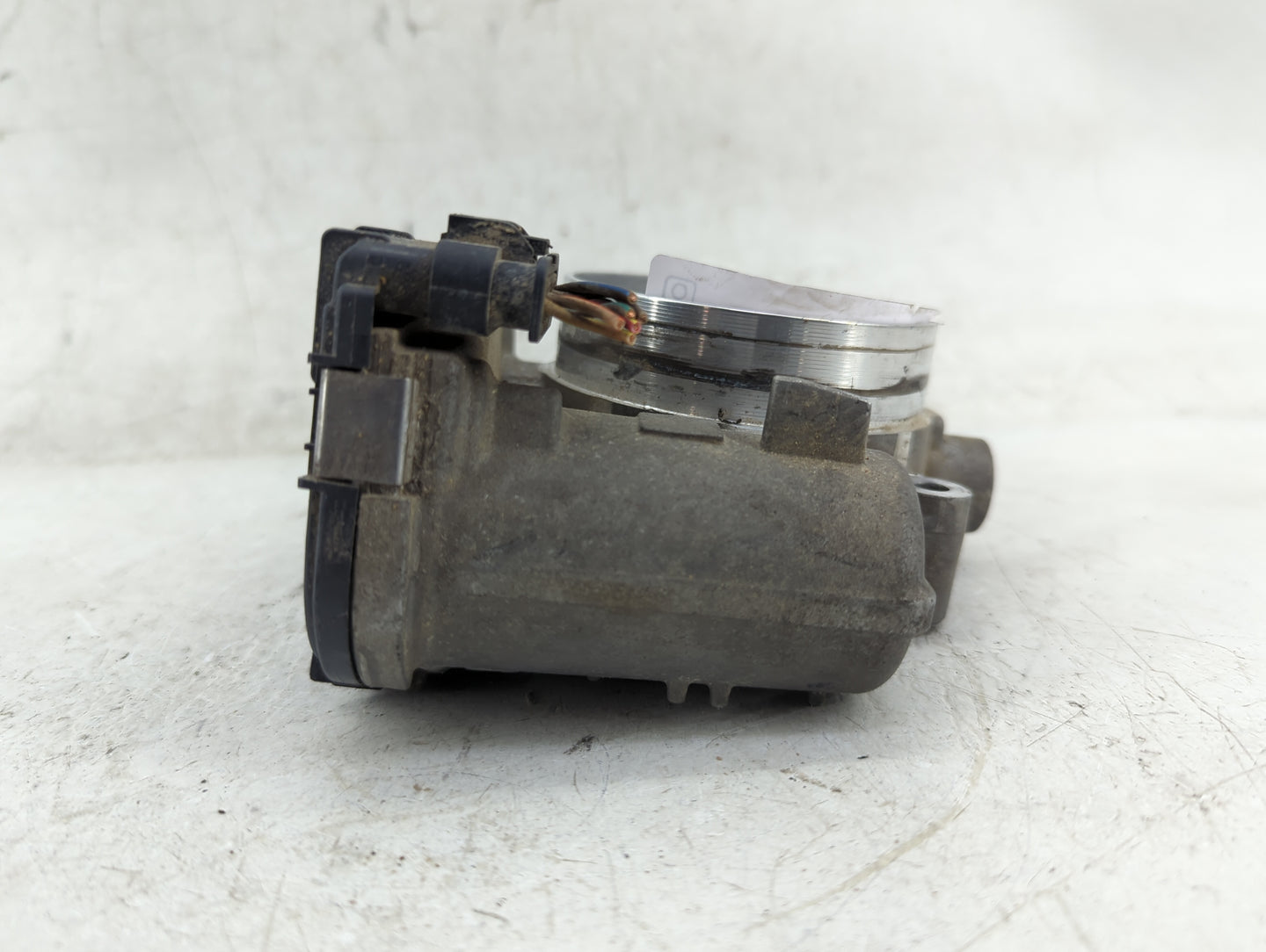2017 Dodge Ram 1500 Throttle Body P/N:05184349AC Fits Fits 2011 2012 2013 2014 2015 2016 2018 2019 2020 2021 2022 OEM Used A