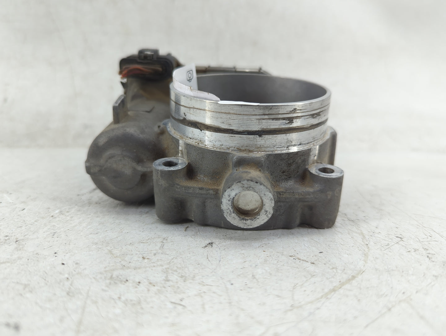 2017 Dodge Ram 1500 Throttle Body P/N:05184349AC Fits Fits 2011 2012 2013 2014 2015 2016 2018 2019 2020 2021 2022 OEM Used A