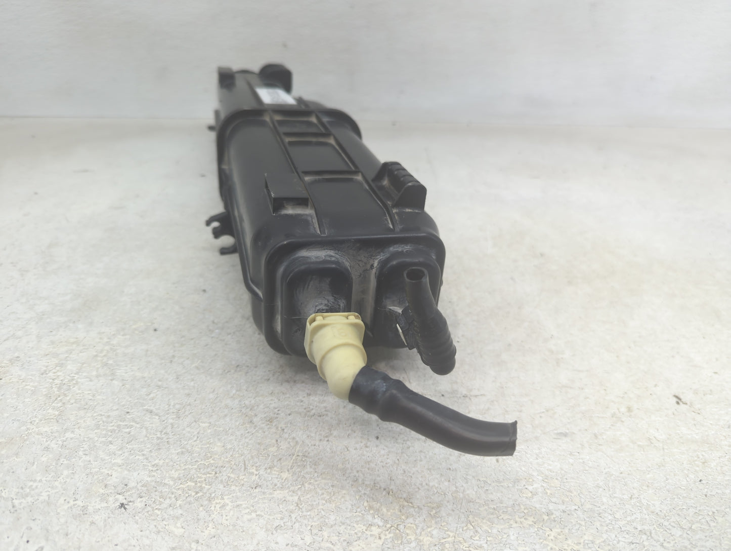 2017 Dodge Ram 1500 Fuel Vapor Charcoal Canister 1393245 - Oemusedautoparts1.com