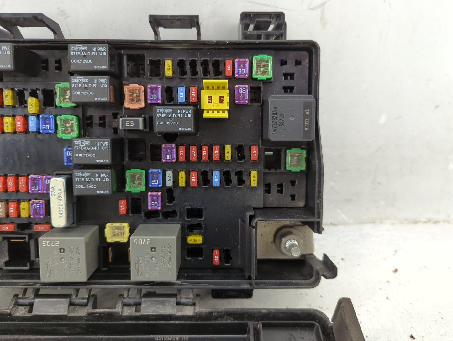2017 Dodge Ram 1500 Fusebox Fuse Box Panel Relay Module P/N:P68322371AB Fits OEM Used Auto Parts - Oemusedautoparts1.com