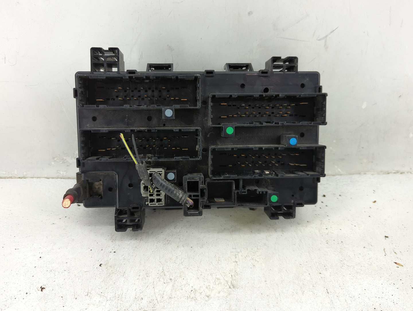 2017 Dodge Ram 1500 Fusebox Fuse Box Panel Relay Module P/N:P68322371AB Fits OEM Used Auto Parts - Oemusedautoparts1.com