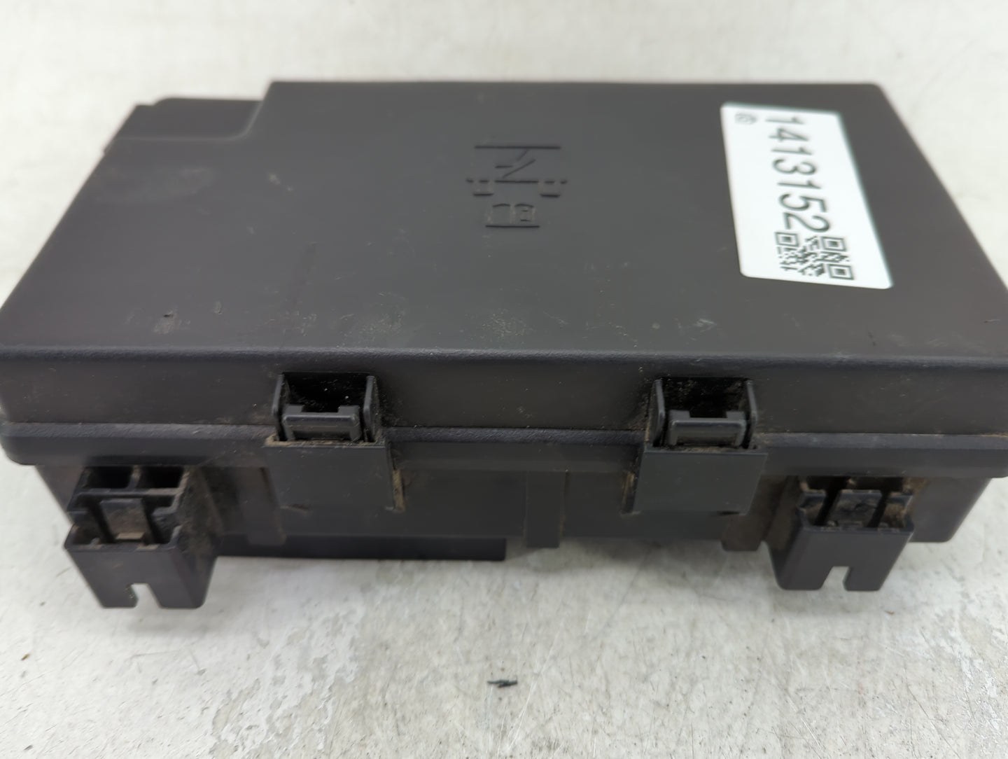 2017 Dodge Ram 1500 Fusebox Fuse Box Panel Relay Module P/N:P68322371AA Fits OEM Used Auto Parts - Oemusedautoparts1.com