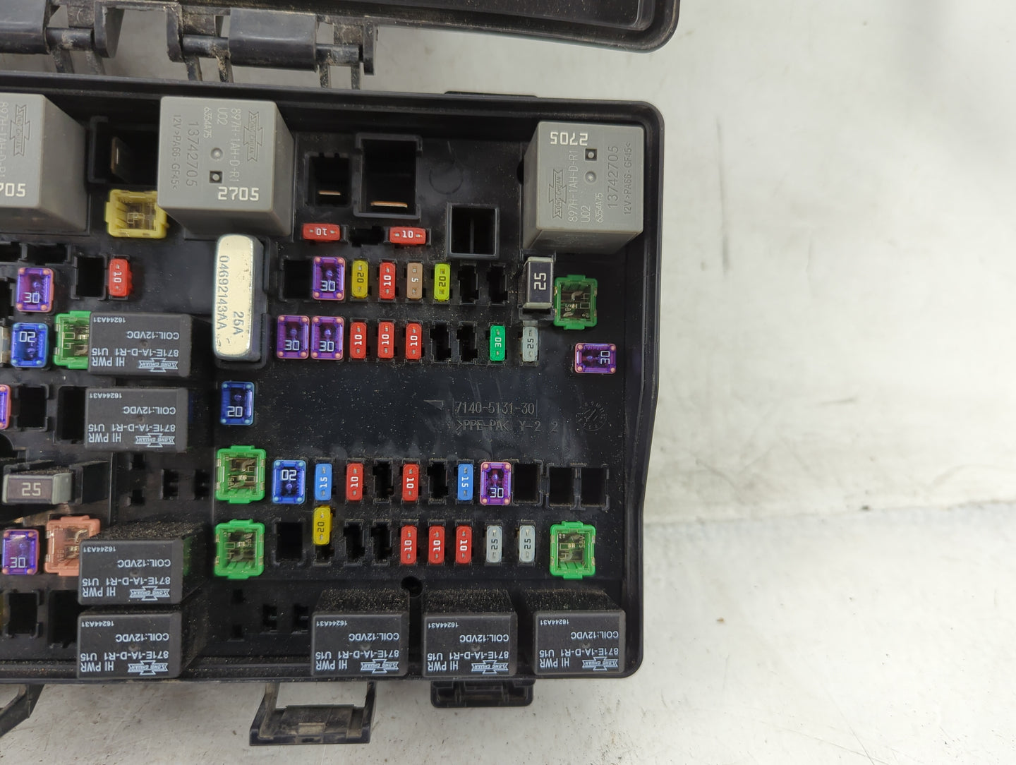 2017 Dodge Ram 1500 Fusebox Fuse Box Panel Relay Module Fits OEM Used Auto Parts - Oemusedautoparts1.com