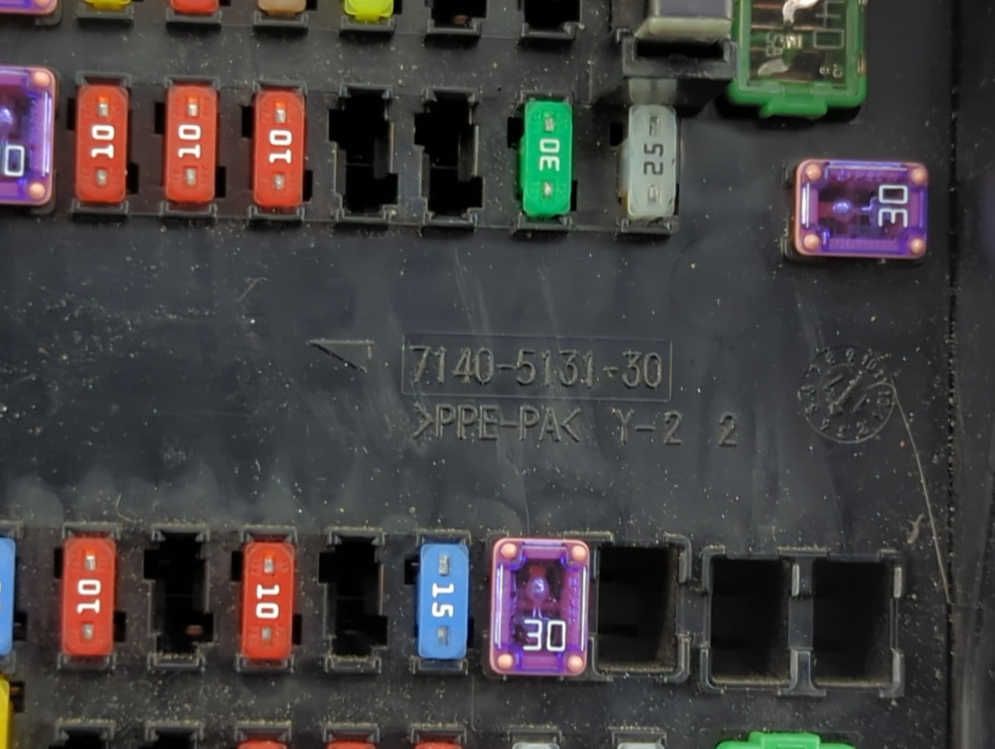 2017 Dodge Ram 1500 Fusebox Fuse Box Panel Relay Module Fits OEM Used Auto Parts - Oemusedautoparts1.com
