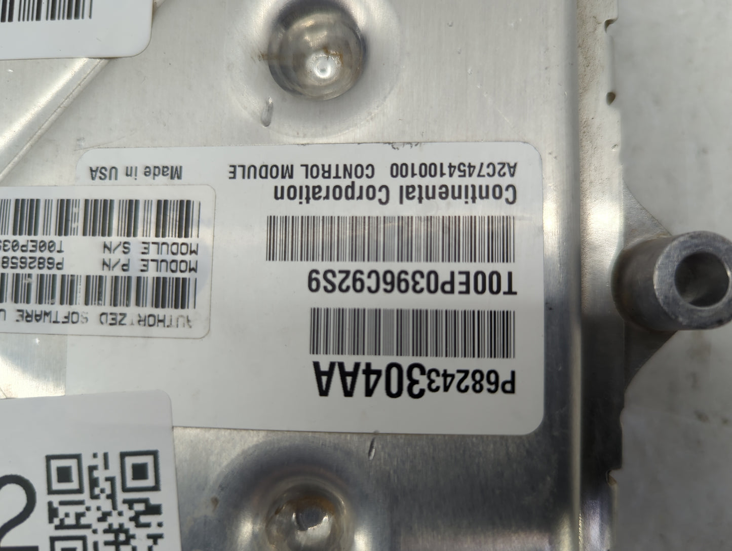 2017 Dodge Ram 1500 PCM Engine Control Computer ECU ECM PCU OEM P/N:P68243304AB Fits Fits 2016 2018 2019 2020 OEM Used Auto 
