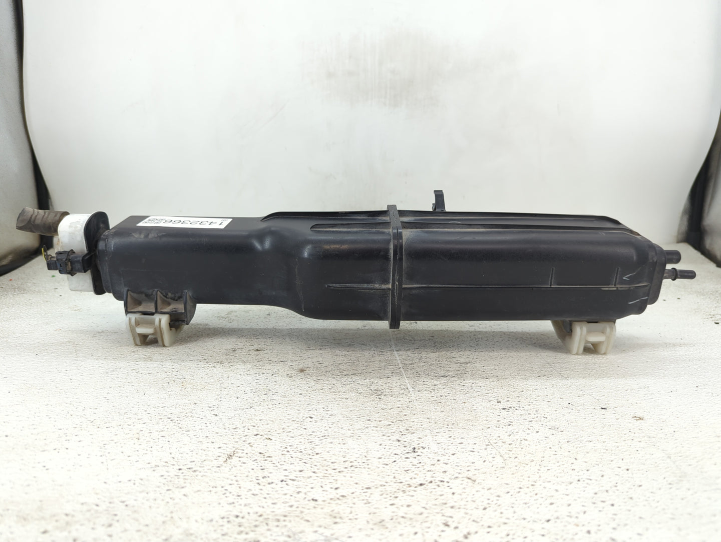 2017 Dodge Ram 1500 Fuel Vapor Charcoal Canister 1432366 - Oemusedautoparts1.com