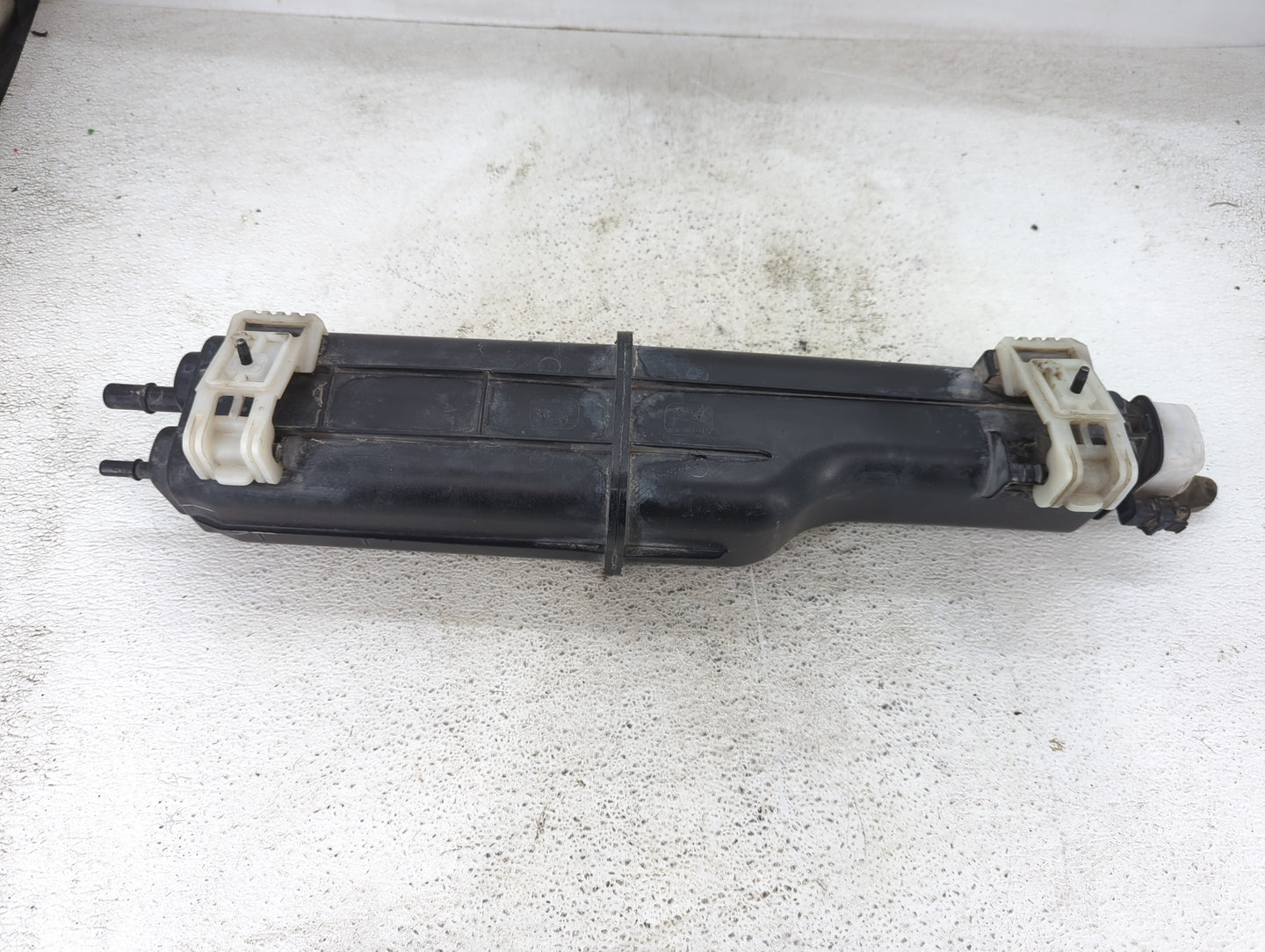 2017 Dodge Ram 1500 Fuel Vapor Charcoal Canister 1432366 - Oemusedautoparts1.com