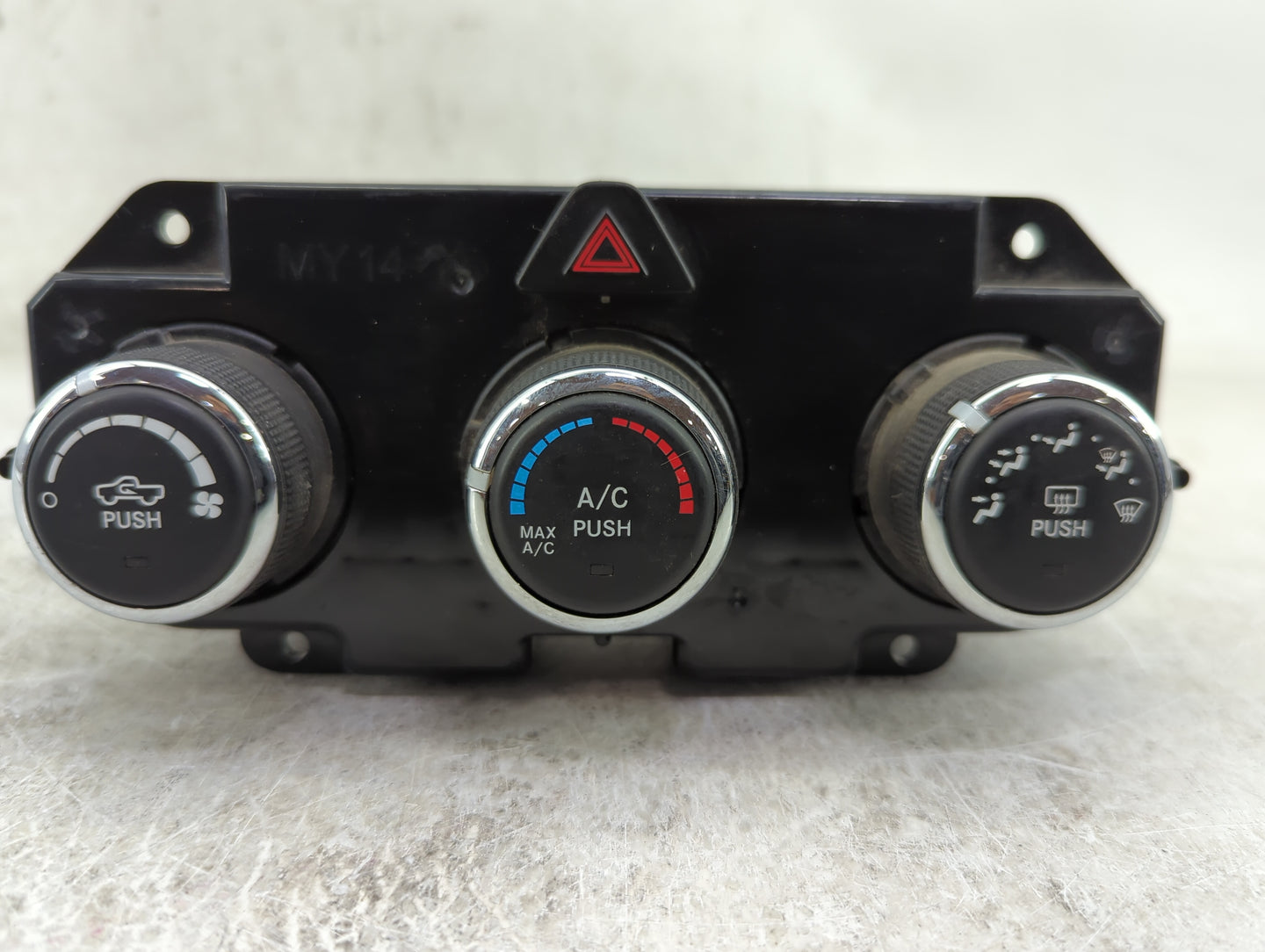 2017 Dodge Ram 1500 Climate Control Module Temperature AC/Heater Replacement P/N:P68268190AA Fits OEM Used Auto Parts - Oemu