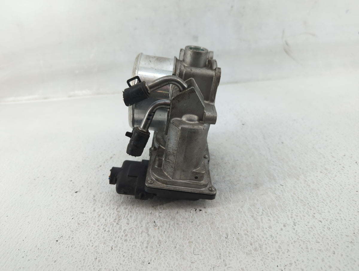 2017 Dodge Ram 1500 Throttle Body P/N:35100-3L000 Fits Fits 2015 2016 2018 2019 2020 2021 OEM Used Auto Parts - Oemusedautop