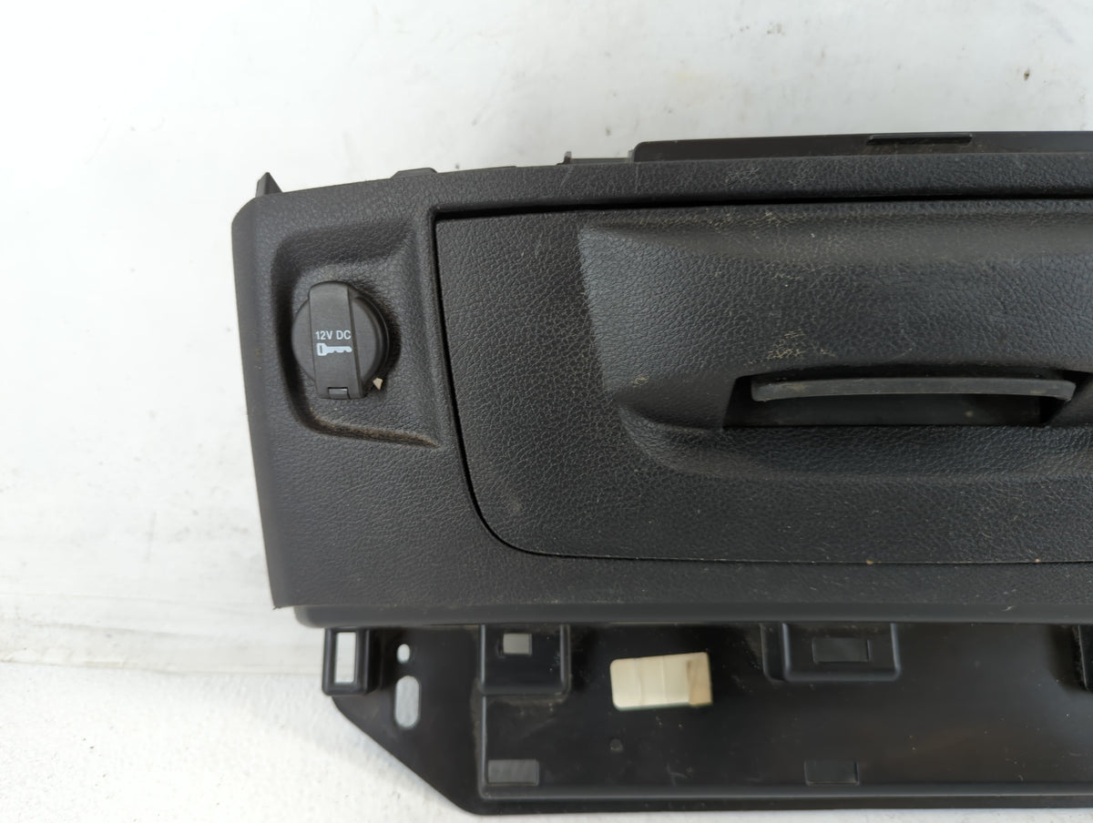 2017 Dodge Ram 1500 Passenger Glove Box Door Storage Compartment - Oemusedautoparts1.com
