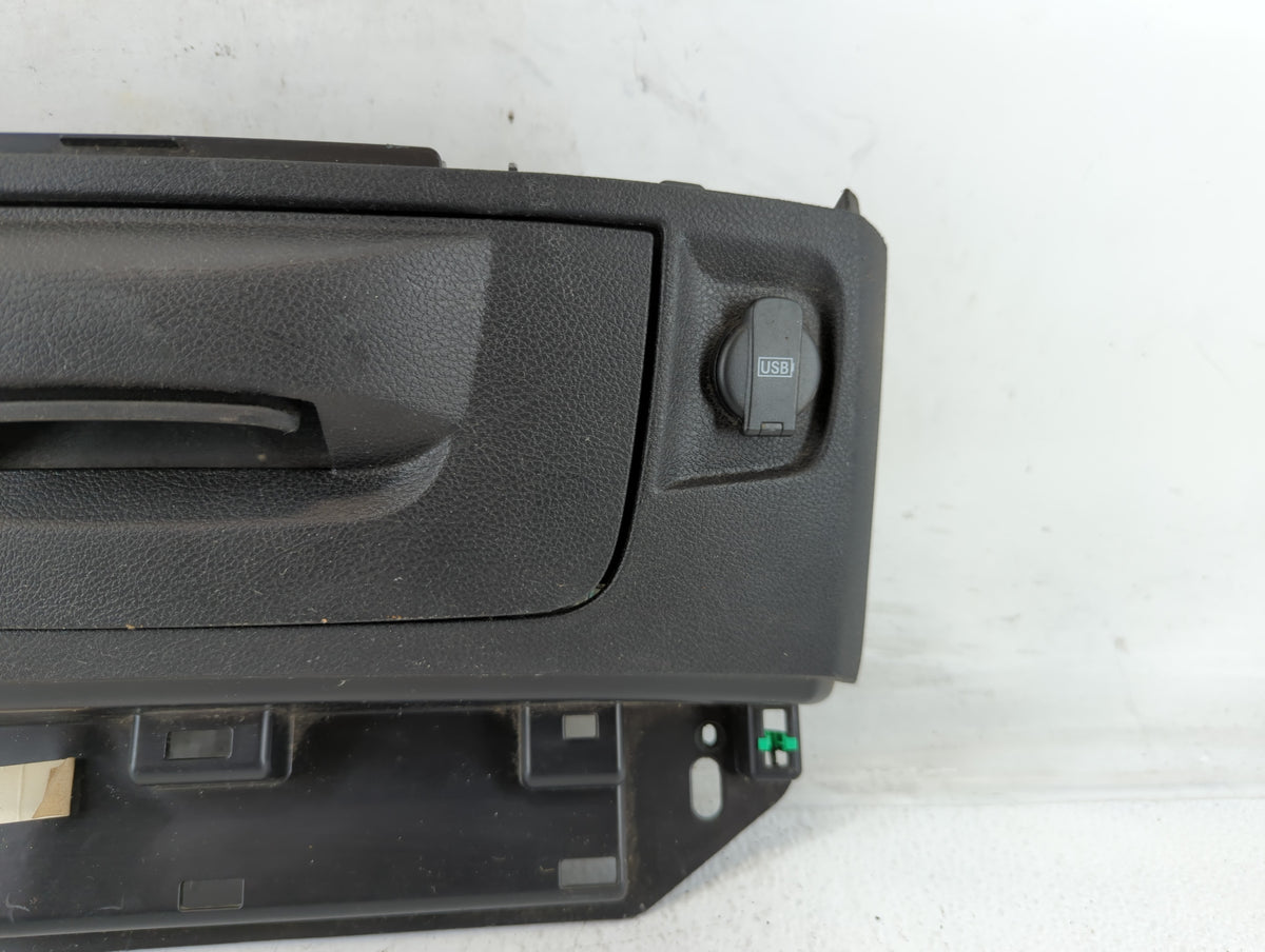 2017 Dodge Ram 1500 Passenger Glove Box Door Storage Compartment - Oemusedautoparts1.com