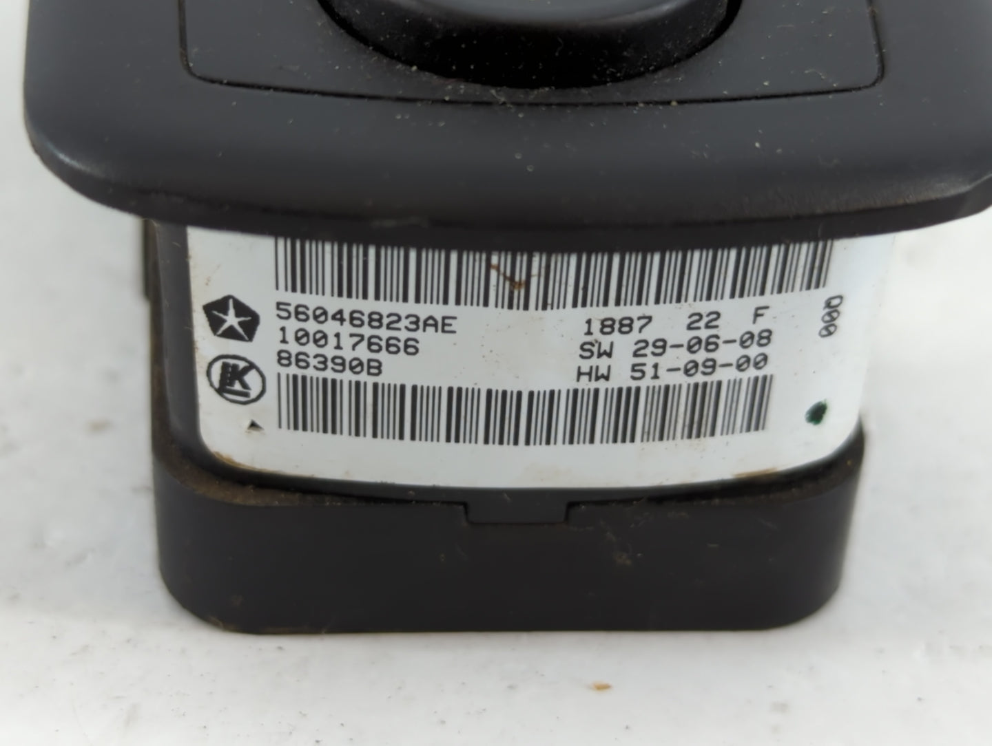 2017 Dodge Ram 1500 Master Power Window Switch Replacement Driver Side Left P/N:10017666 56046823AE Fits OEM Used Auto Parts